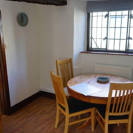 Stunning Historic 2-Bed House In Shaftesbury Villa Exterior photo